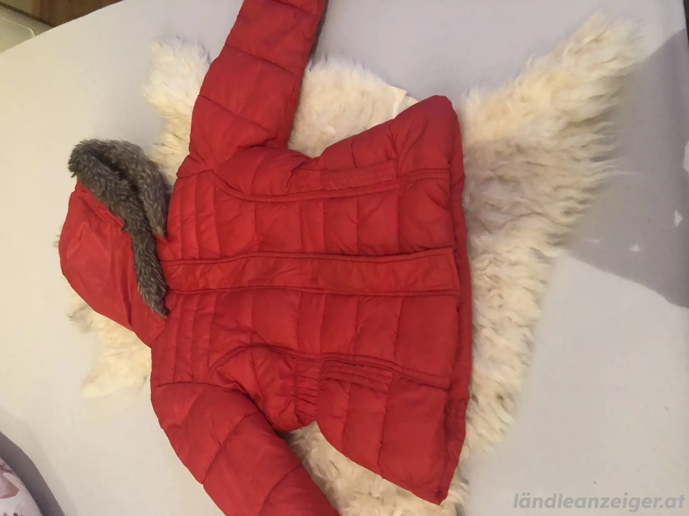 Sehr schöne, warme Winterjacke 