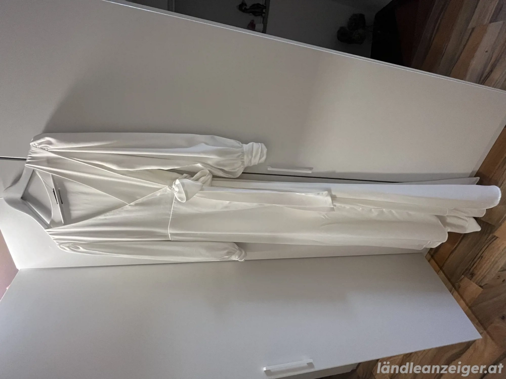 Hochzeitskleid weiss 