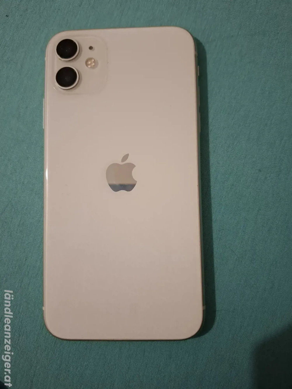 IPhone 11 in weiß mit 64GB 