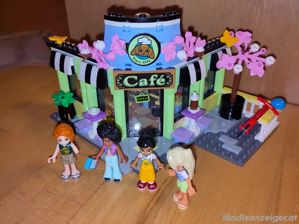 Lego Friends Cafe