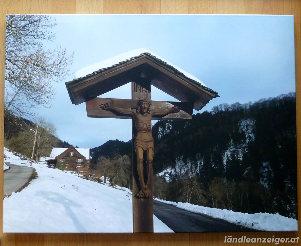 Wegkreuz in Orsanka (Fraxern) Foto Bild auf Keilrahmen 100 x 75 cm Unikat