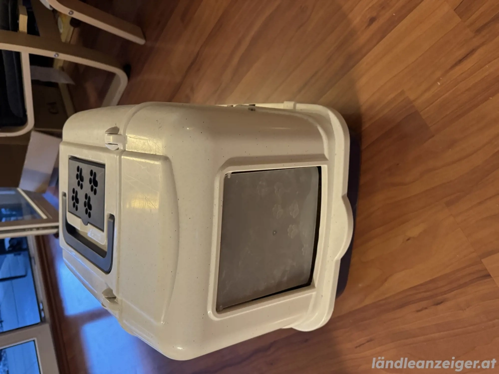 Katzentoilette mit Deckel