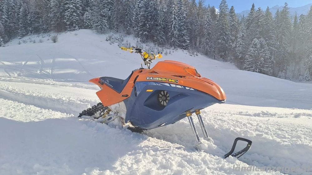 Schneecross Snowhawk 503F