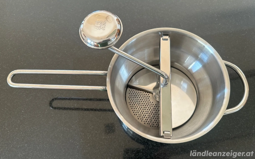 WMF Flotte Lotte   Gourmet Passiermühle, 2 Lochscheiben, Edelstahl