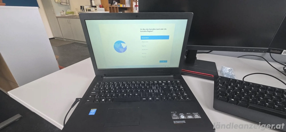 Lenovo B50-50 Laptop