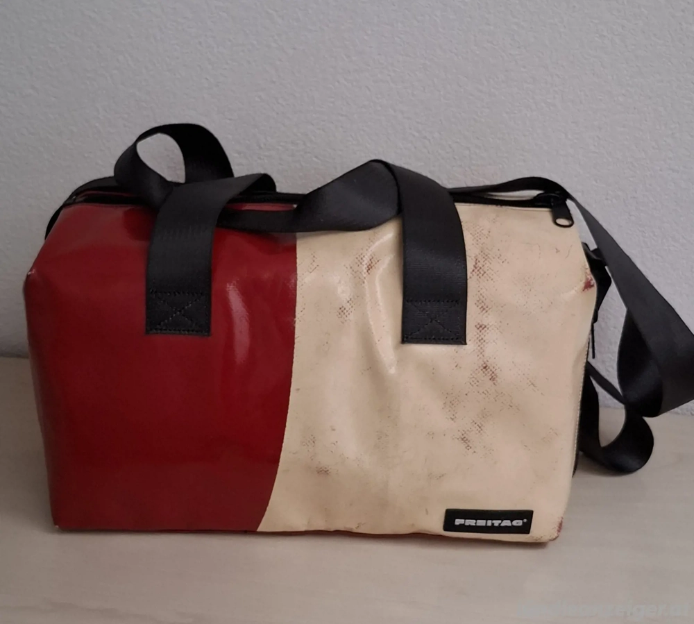 Freitag F45 LOIS