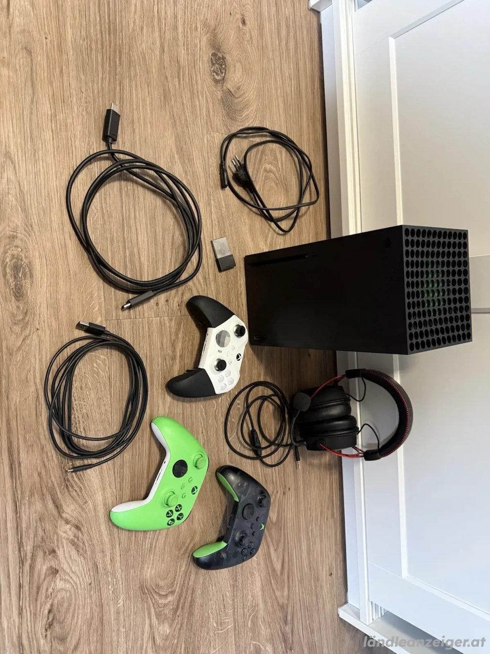 Microsoft Xbox Series X 1TB 