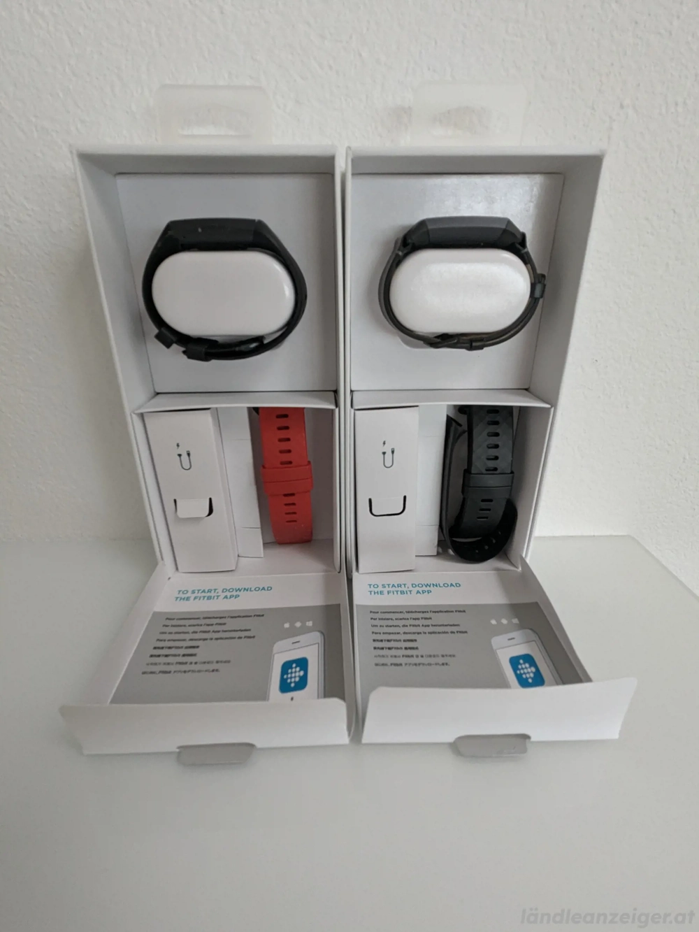 Fitbit Unisex-Adult Charge 3 Der Innovative Gesundheits-und Fitness-Tracker, Berry Sport Advanced He