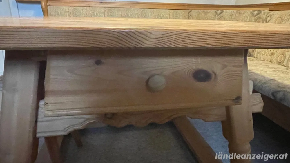 Bauernstube, Tisch, Eckbank und Sessel