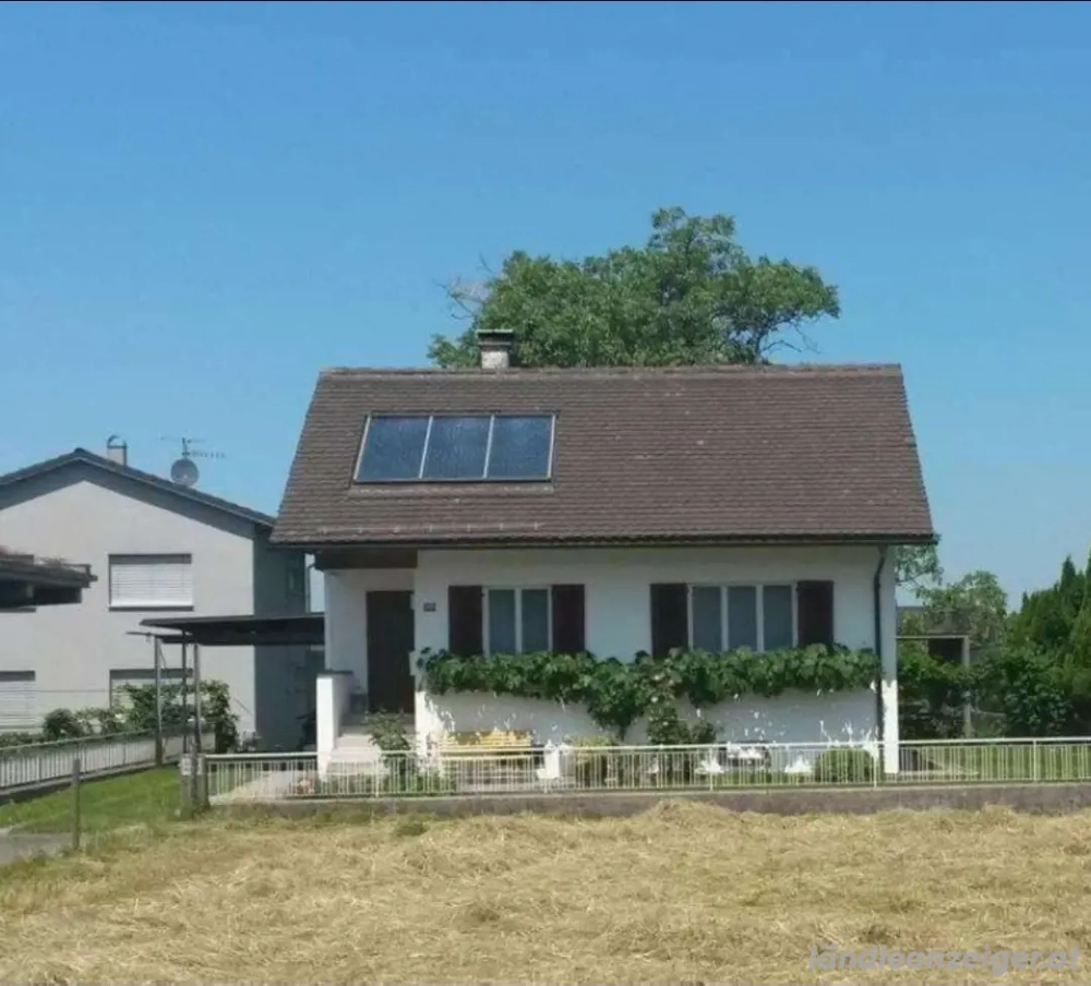 kleines schmuckes Häuschen