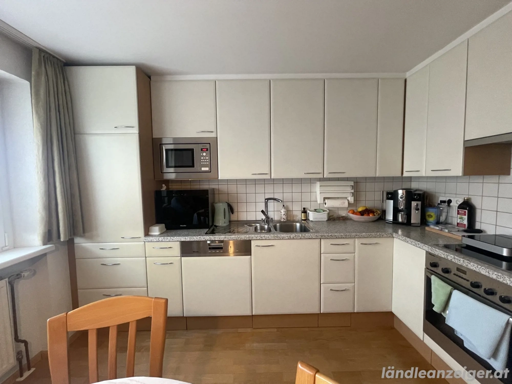 Küche zu verschenken, Ende Januar abzuholen und selber ausbauen.