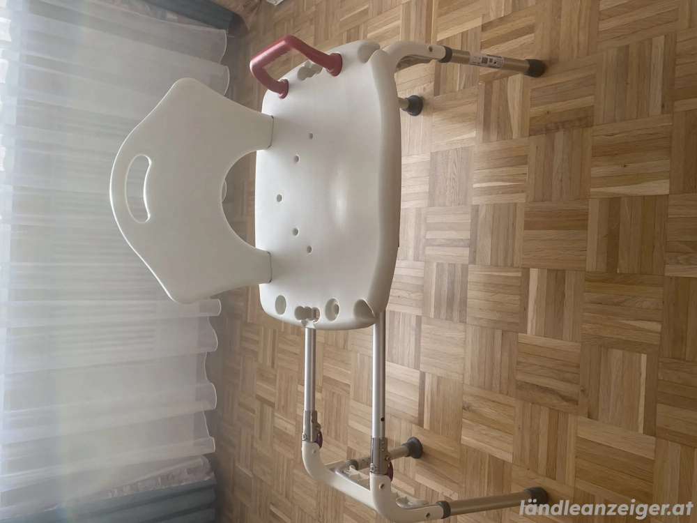 Duschstuhl für Badewanne 