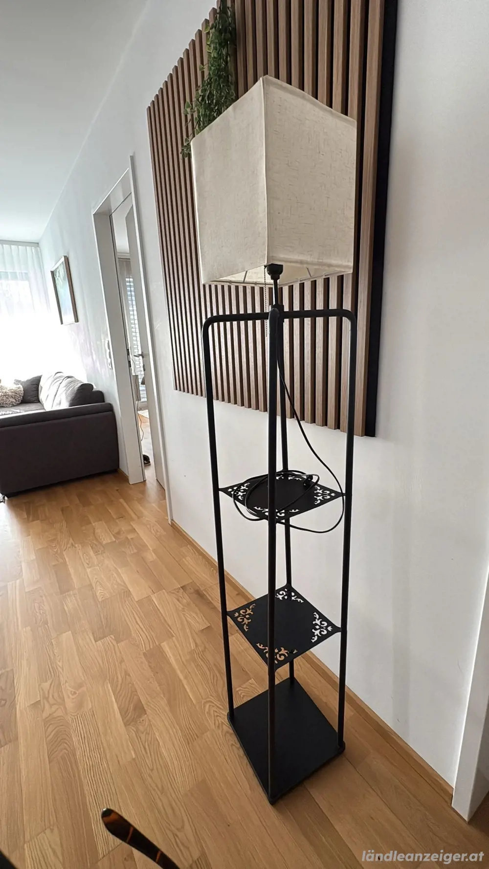 Stehlampe schwarz