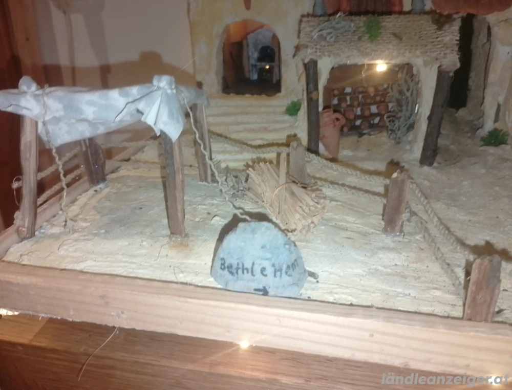 Orientalische Krippe mit figuren