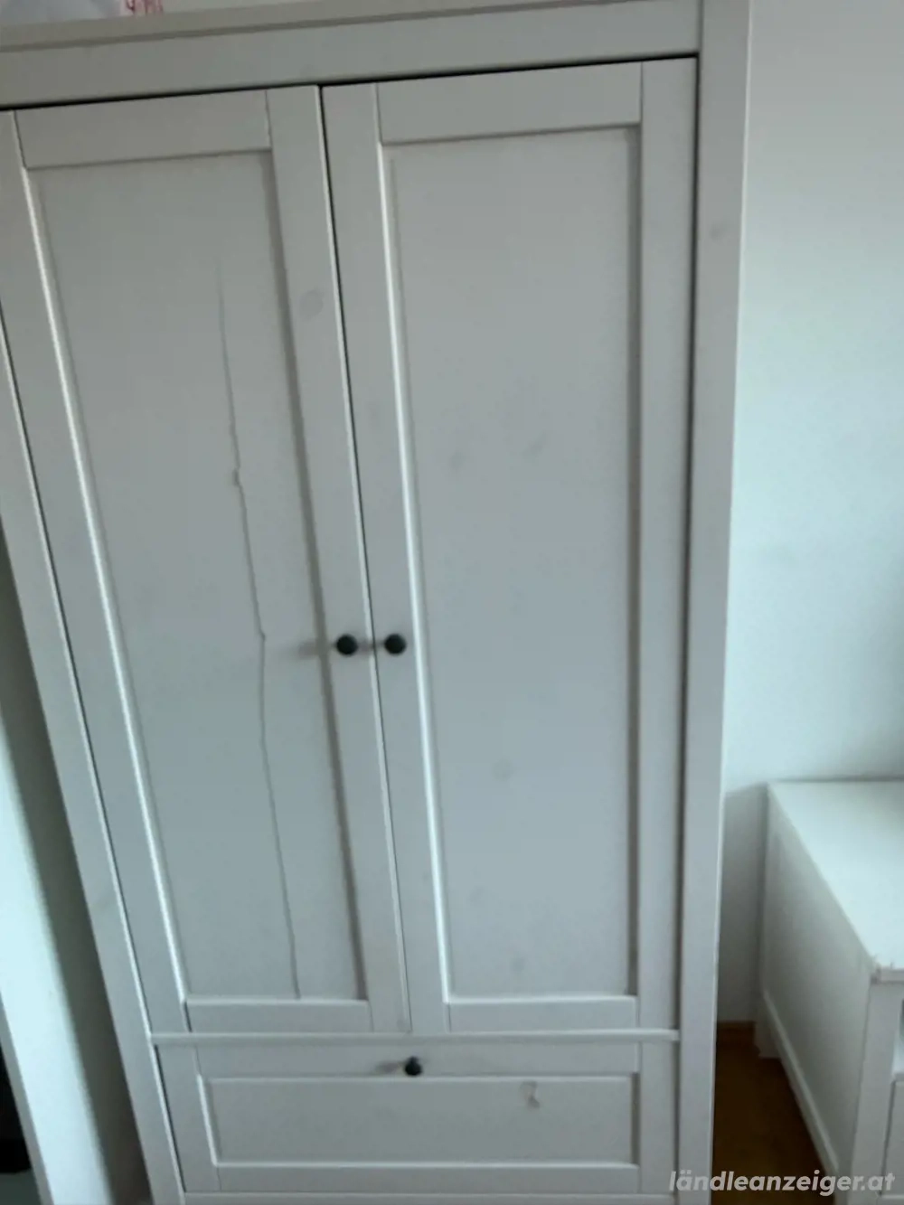 Ikea Sundvik Kinderkleiderschrank