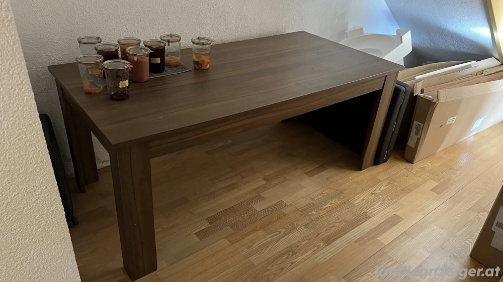 Tisch zu verschenken 