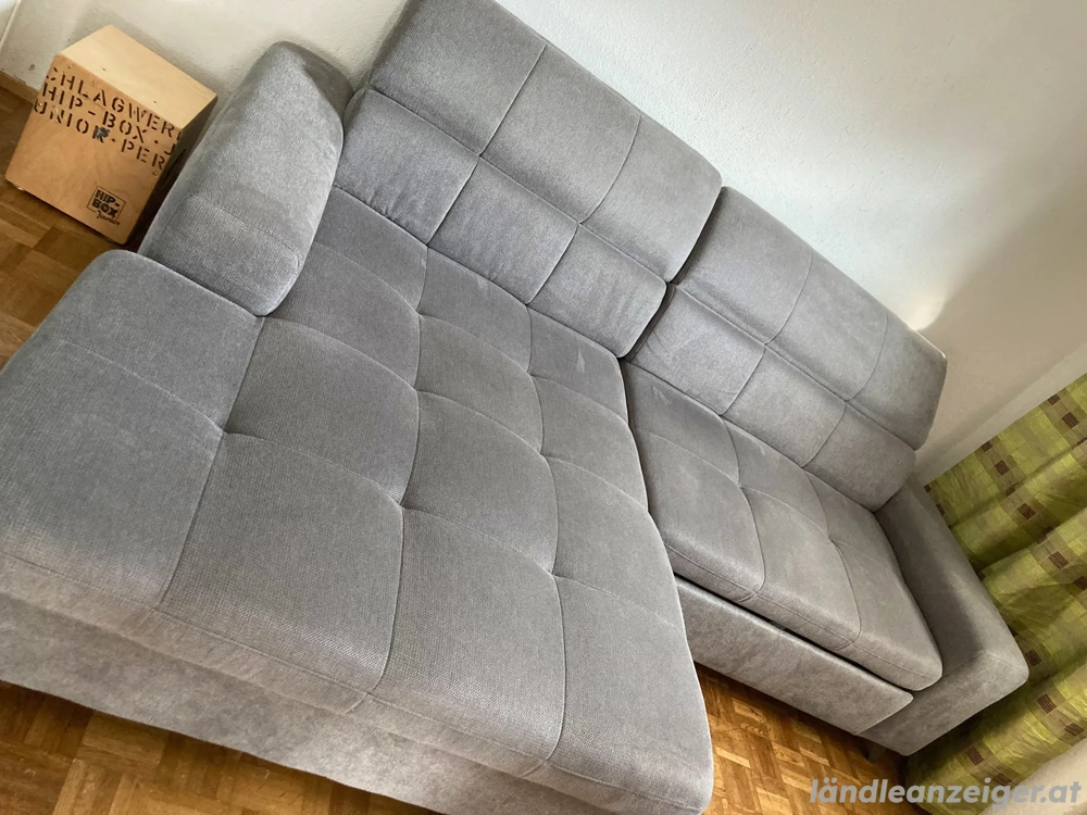 Superbequemes Sofa mit Bettfunktion in modernem Design