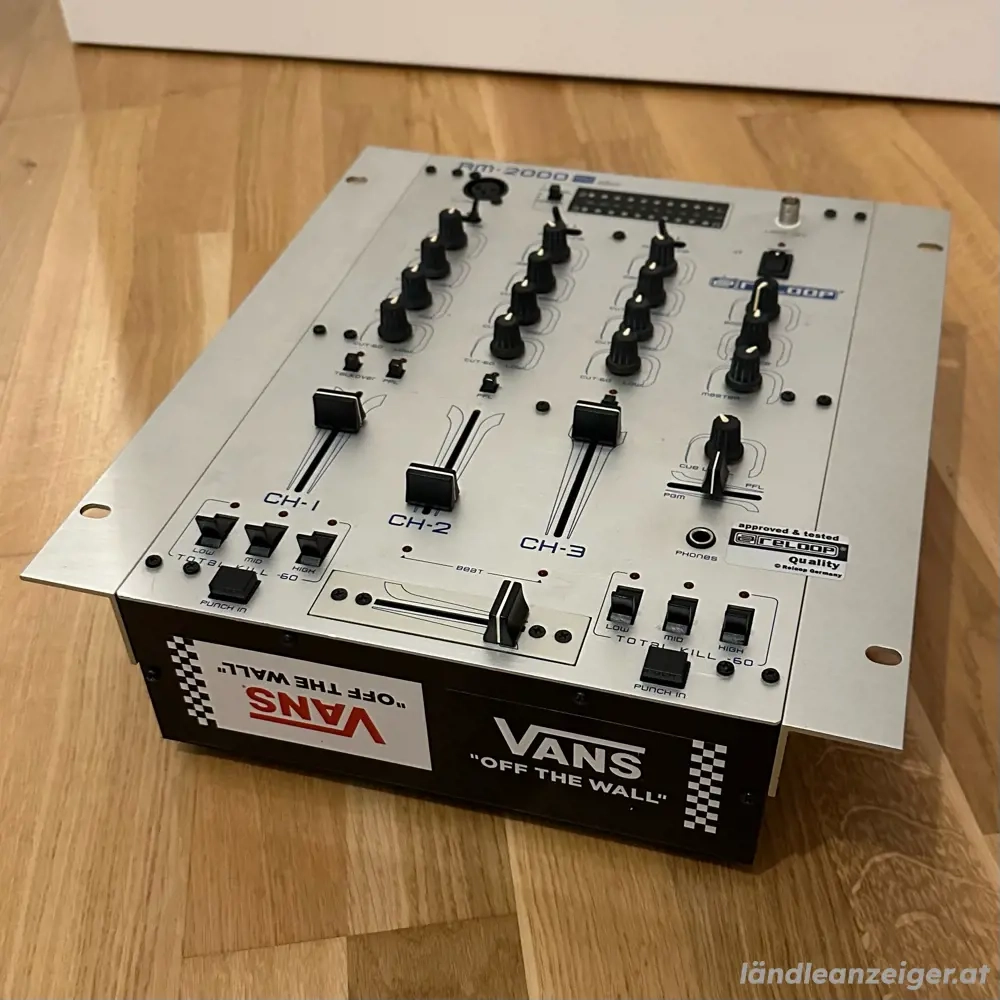 Reloop DJ Mixer