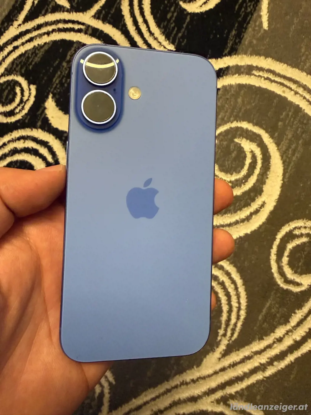 iphone 16 blau neuwertig 