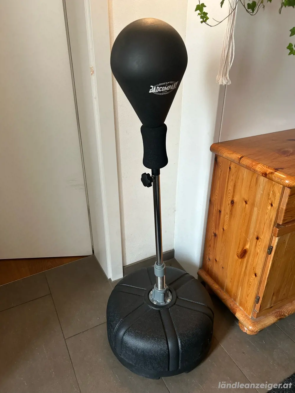 Box- Punchingball - Standboxgerät