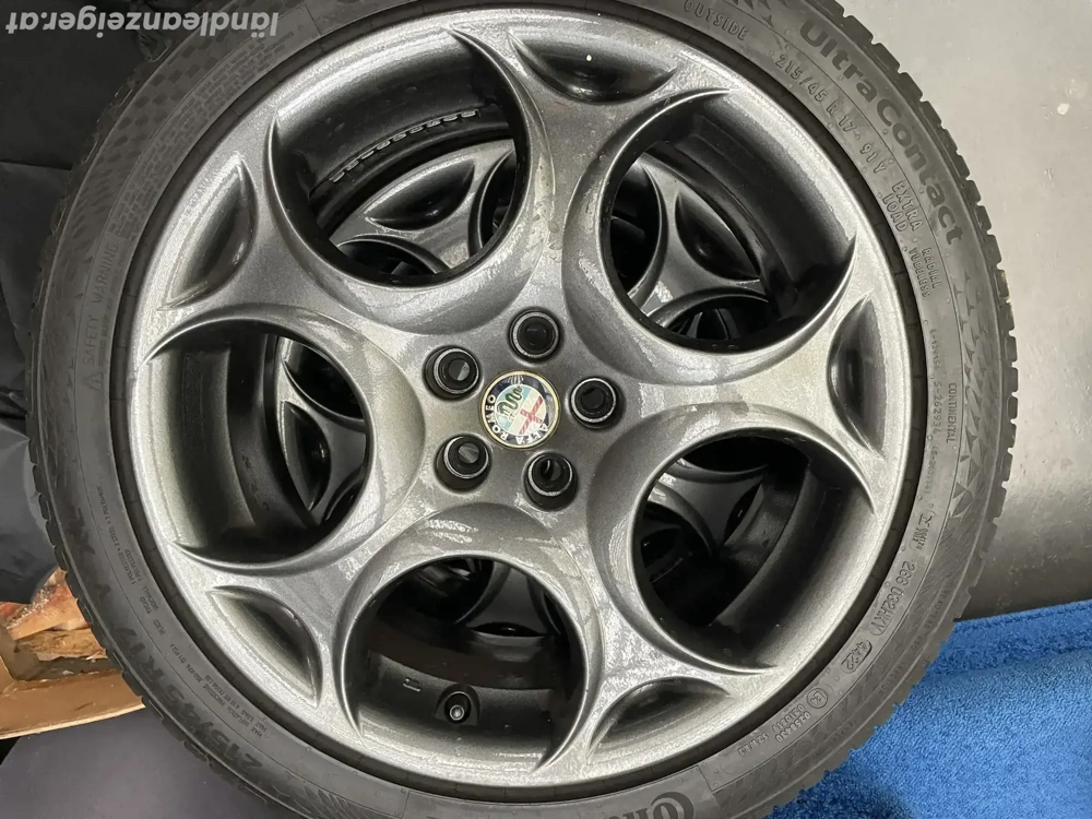 Kompletträder Sommerrreifen 215-45 R17 Alfa Romeo