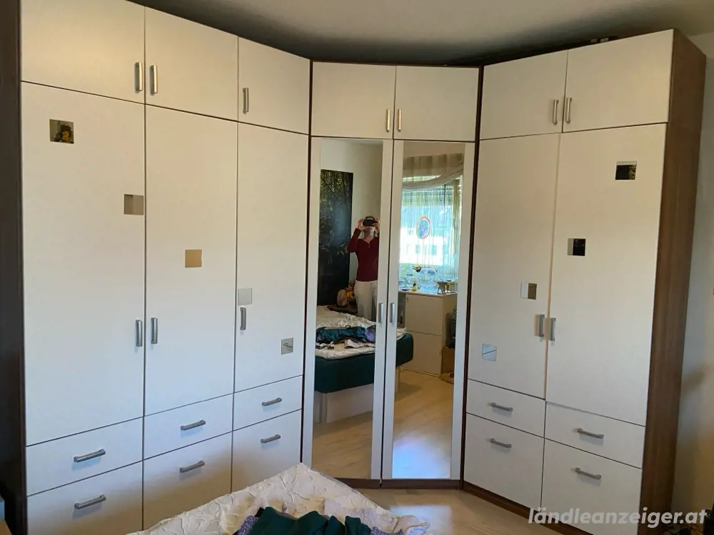 kleiderschrank 
