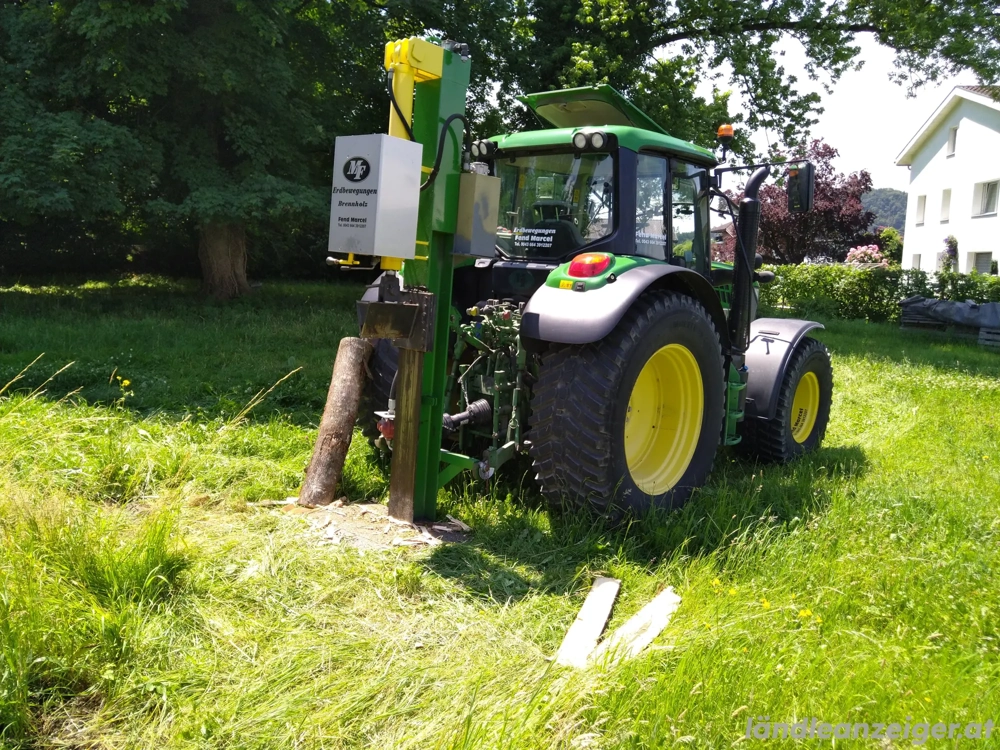 Holzspalter 30to mit Eilgang 