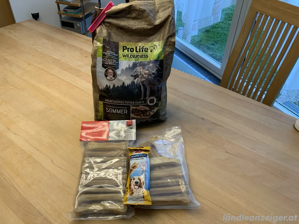 Hundefutter wie abgebildet