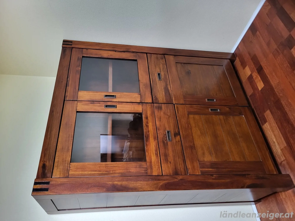 Vitrine Glasschrank Echtholz, massiv, wie neu!