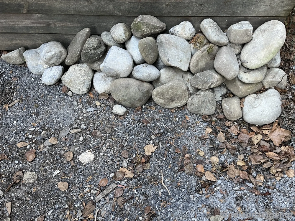 Steine für Steingabione zu verschenken