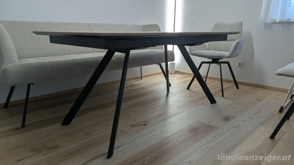 Esszimmertisch eiche ausziehbar