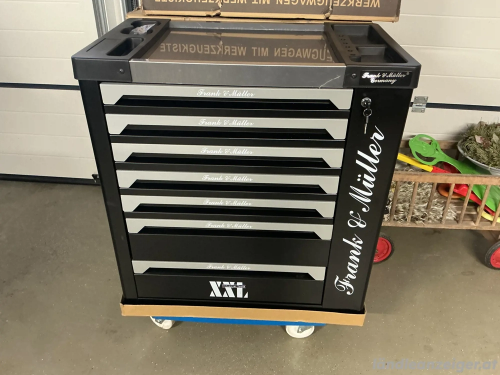 Verkaufe neuen Werkzeugwagen 