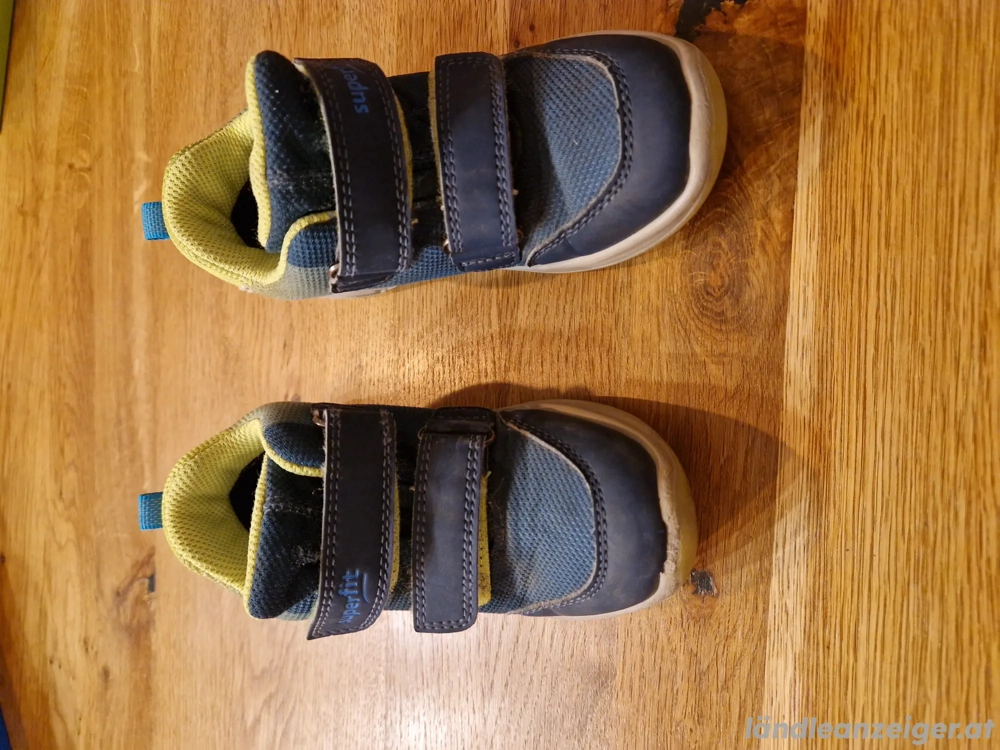 Superfit Kinderturnschuhe Größe 26