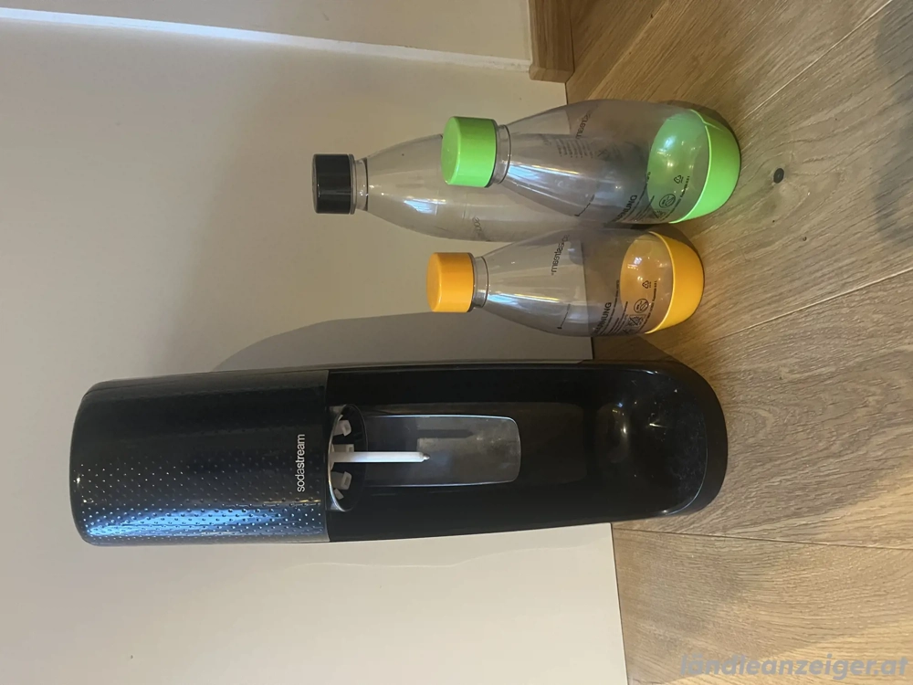 Zu verschenken - Sodastream, 3 Flaschen, leere Glasflasche (!) 