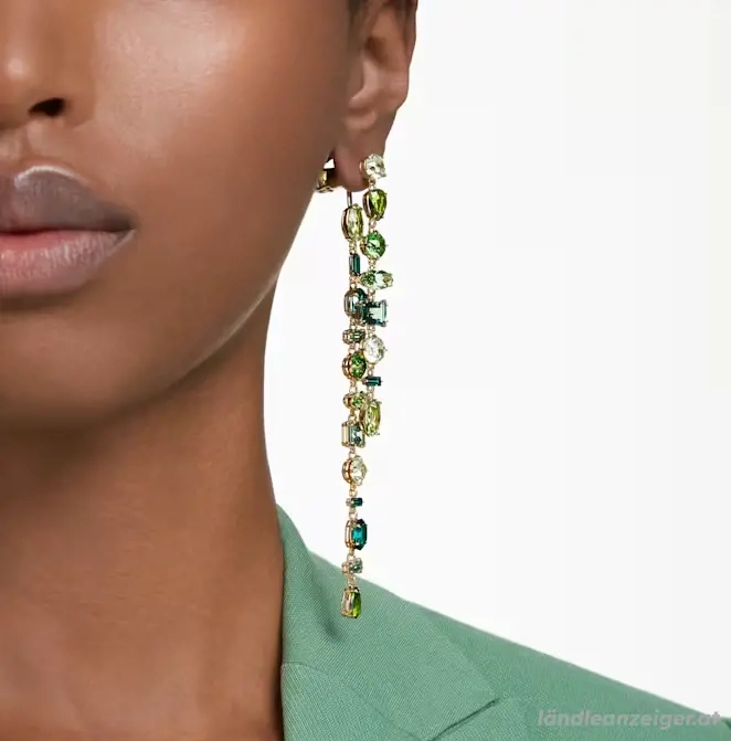 Swarovski, Gema Drop-Ohrhänger Asymmetrisches Design, Verschiedene Schliffe, Extralang, Grün