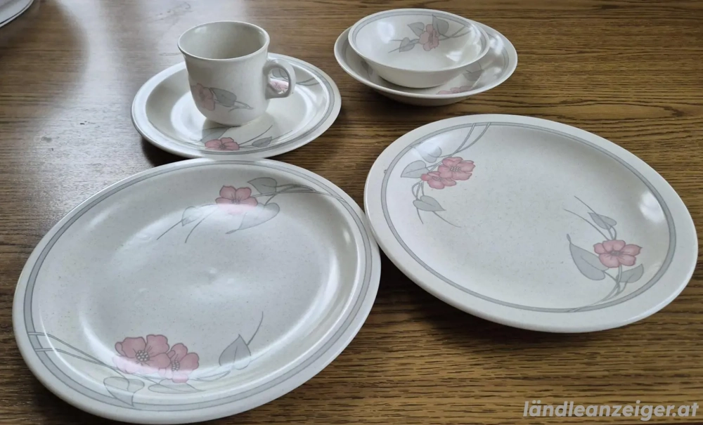 Geschirrset  Garland  (Landhausstil) von  Churchill     33-teilig