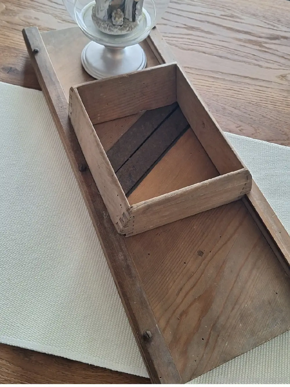 Alter Krauthobel Deko