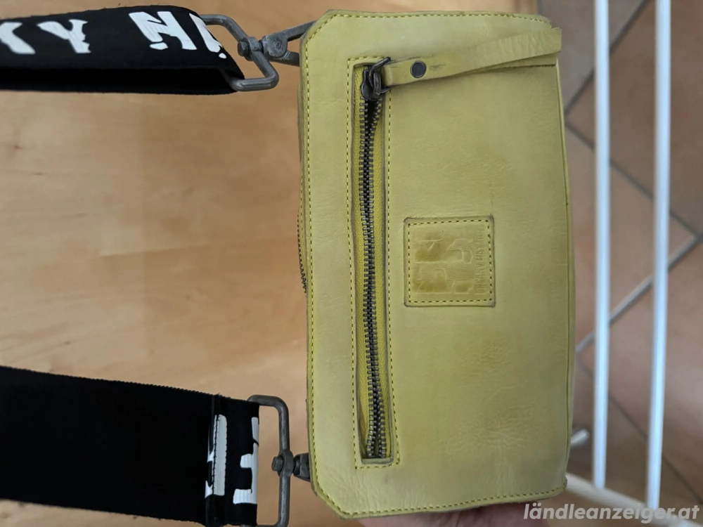 Lederhandtasche Freaky Nation