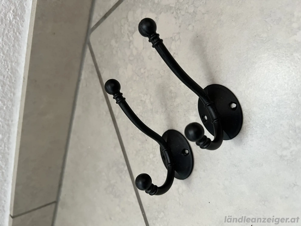 Garderobenhaken aus Metall - 11 Stück 