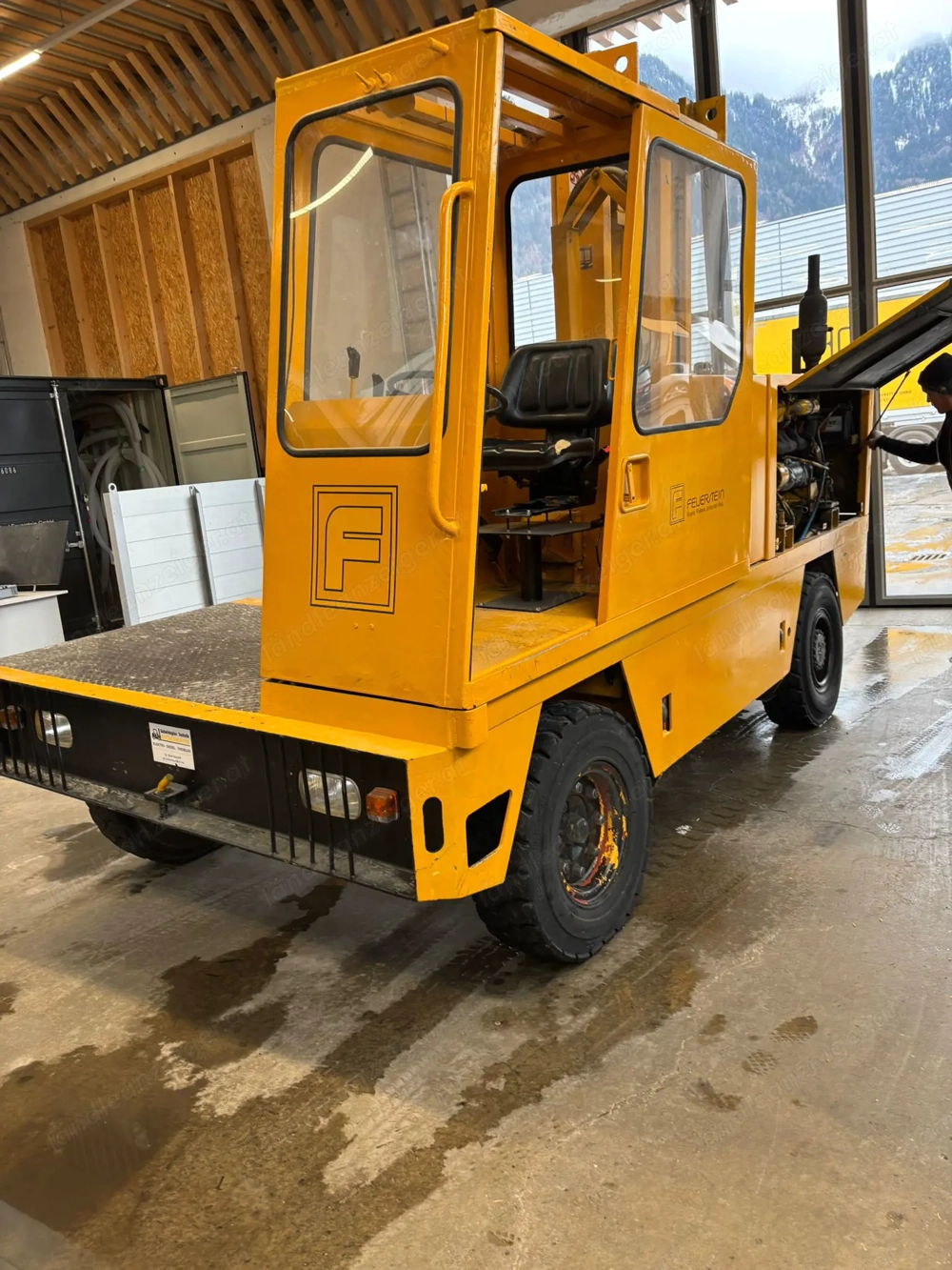 Seiten Stapler mit Tüv