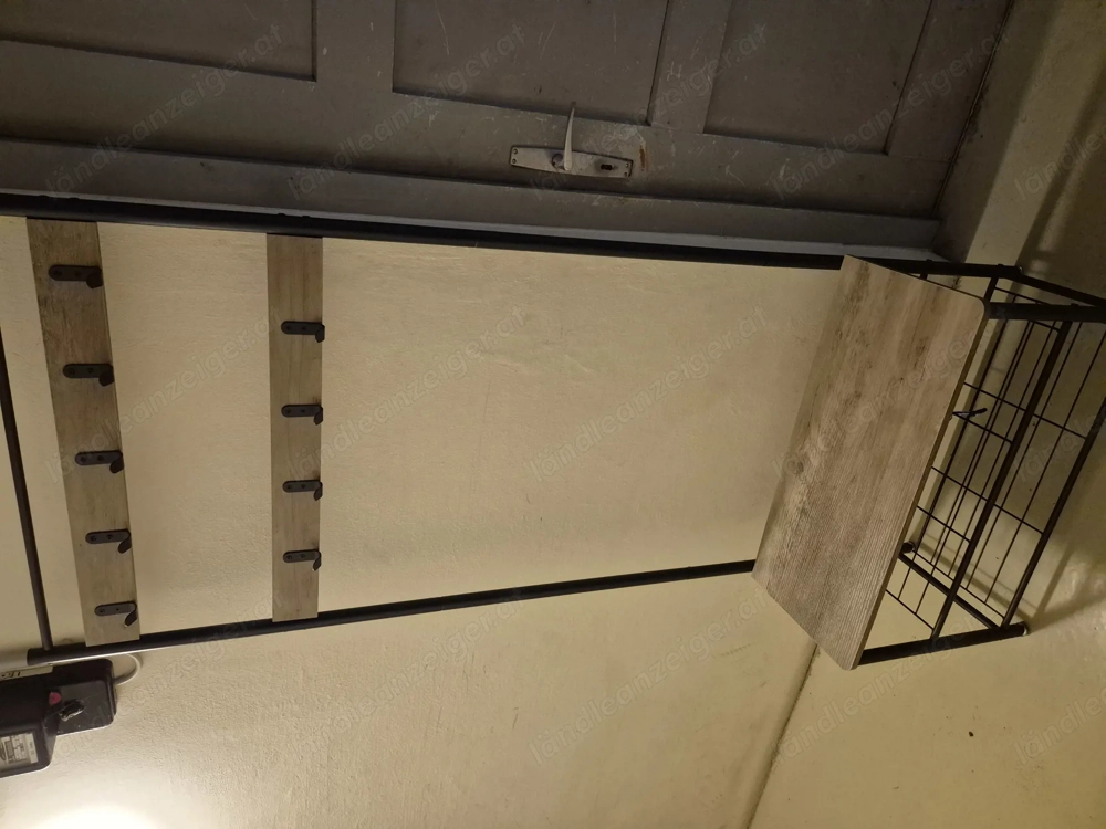 Garderobe 70cm breit