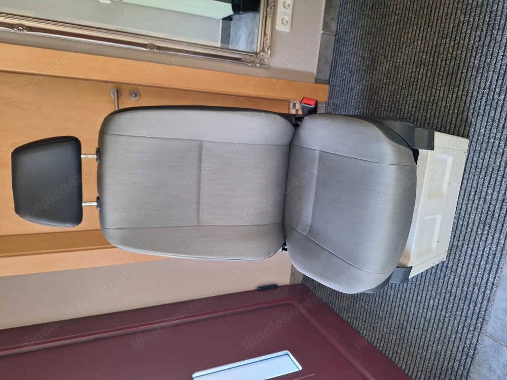 VW Crafter Sprinter Beifahrersitz mit Konsole 