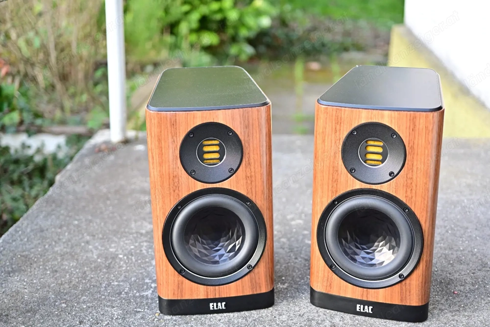 Lautsprecher Elac Vela BS 403 in Nußbaum