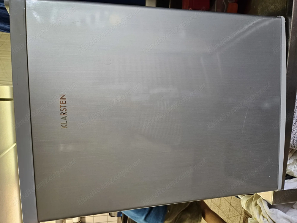 Kleiner Kühlschrank - für WG-Zimmer, Büro oder Gartenhaus etc