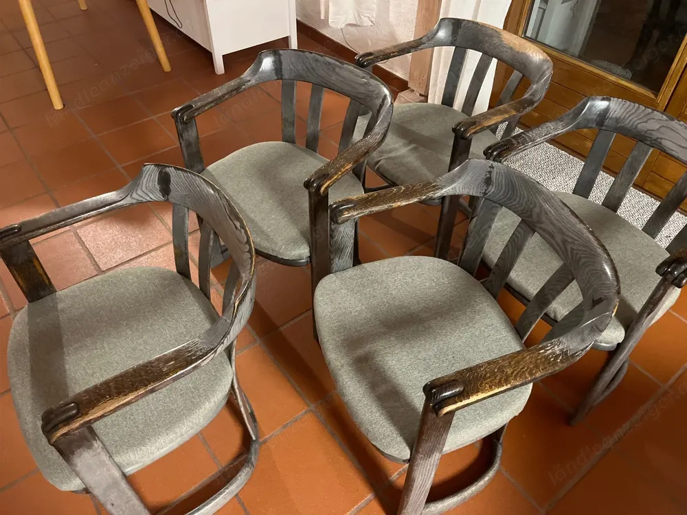 5 Stühle Knoll Collection Design Vollholz