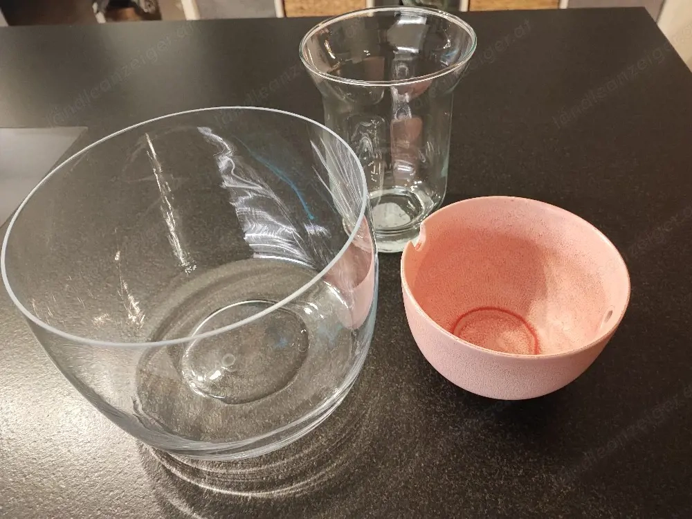 Schüsseln  Vasen   Kerzenglas (gratis)