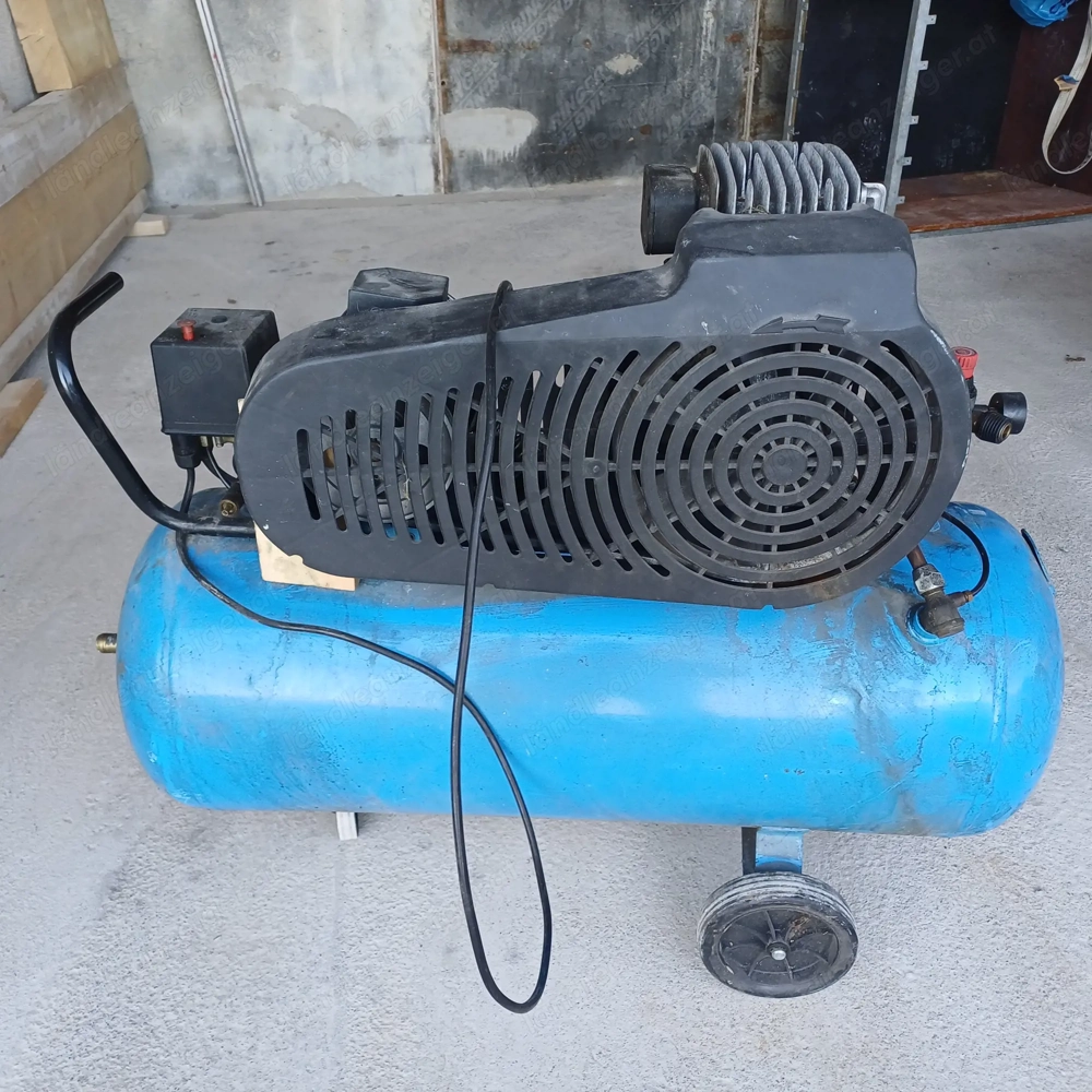 Luftdruckkompressor. 100 L    400 V