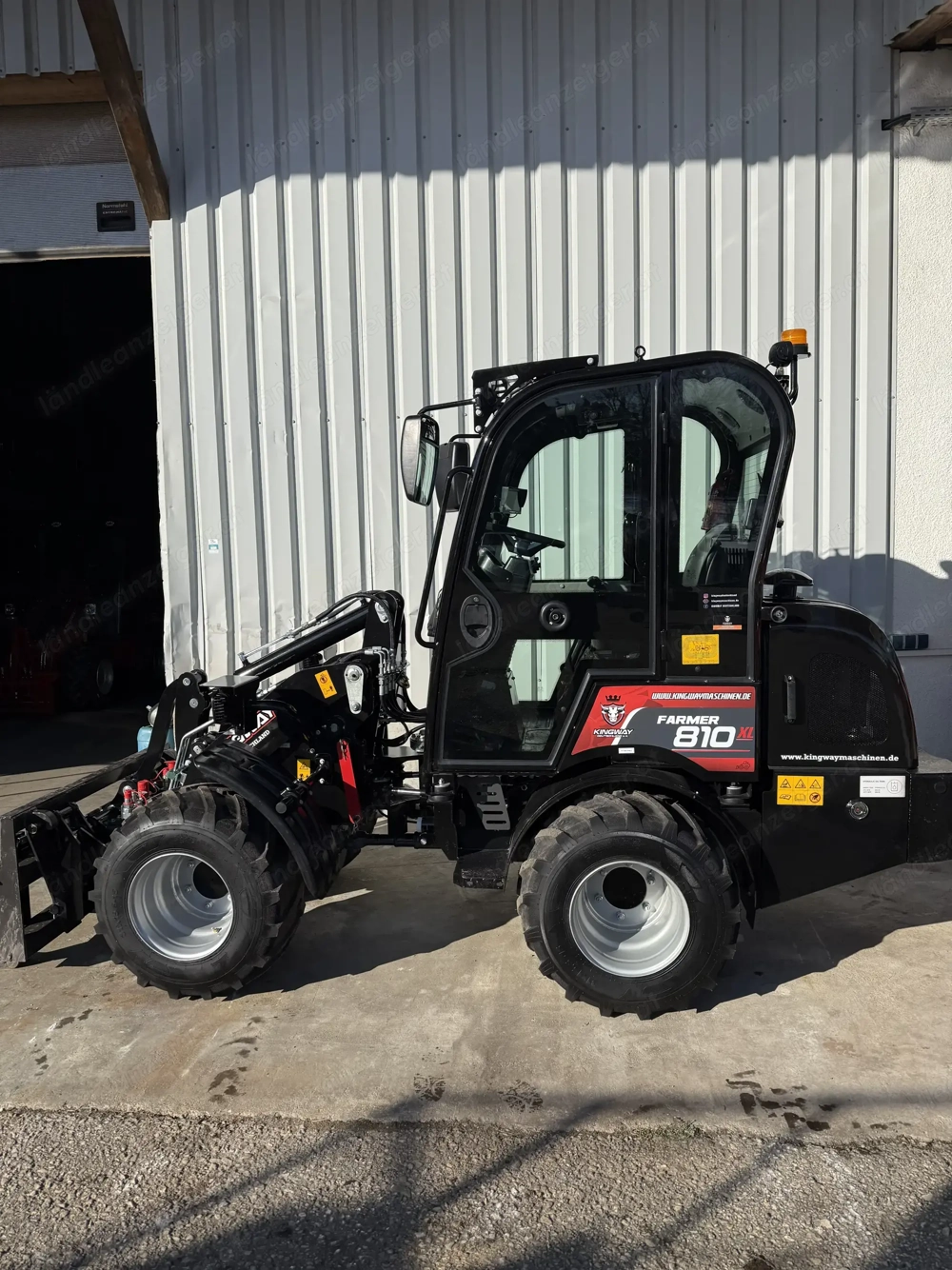 Radlader FARMER 810 XL-1.700 kg hubkraft KINGWAY Hoflader