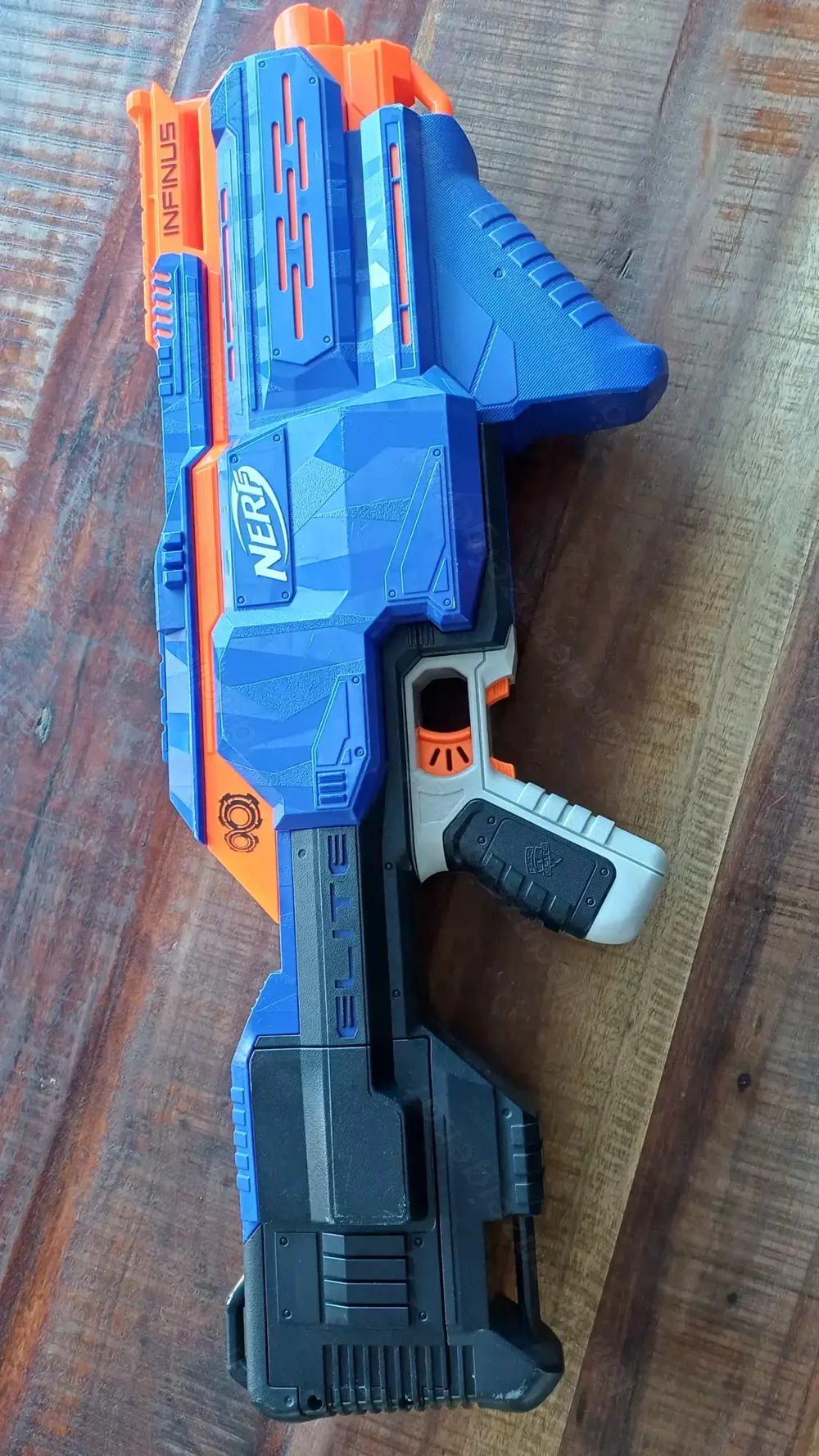 Nerf Elite Infinus