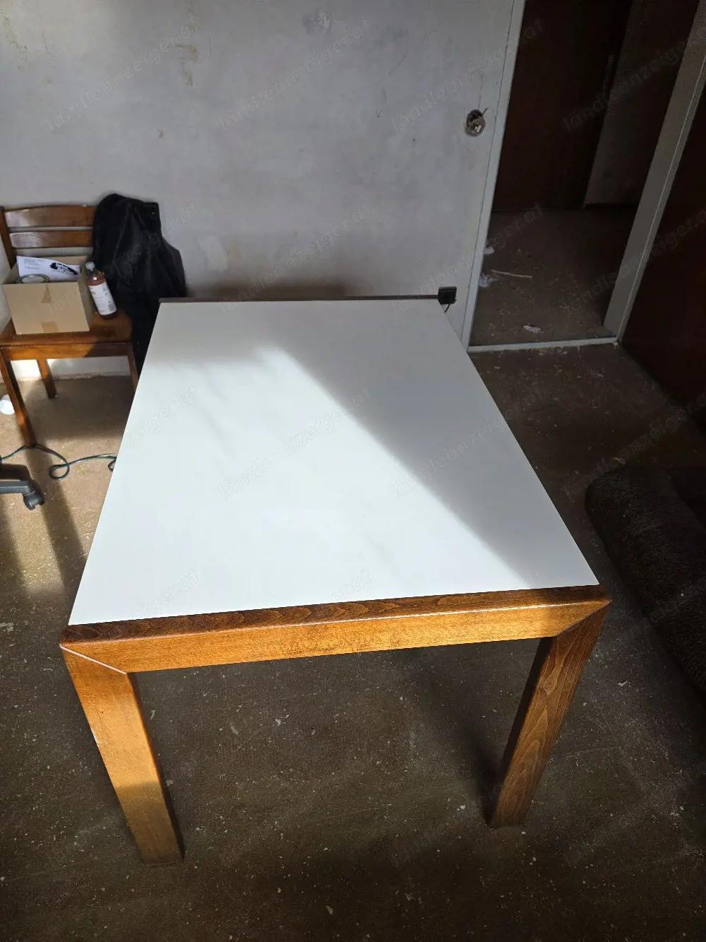 Tisch zu verschenken 